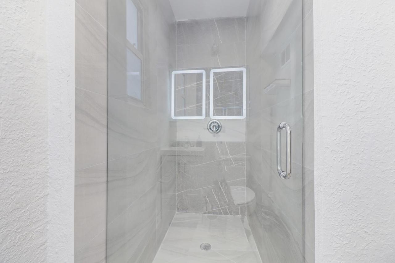 Spacious And Luxurious Home Centrally Located Between Miami And Ft. Lauderdale 미라마 외부 사진