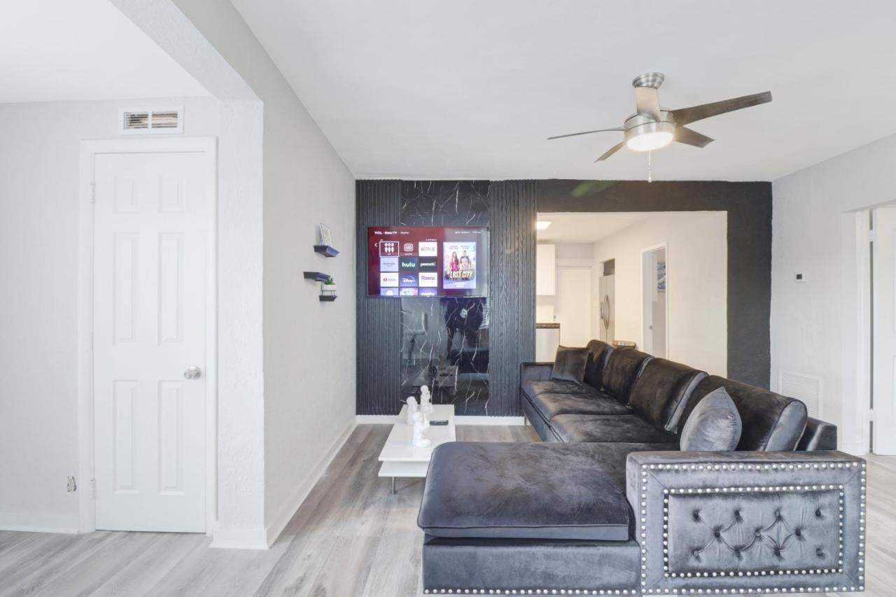 Spacious And Luxurious Home Centrally Located Between Miami And Ft. Lauderdale 미라마 외부 사진