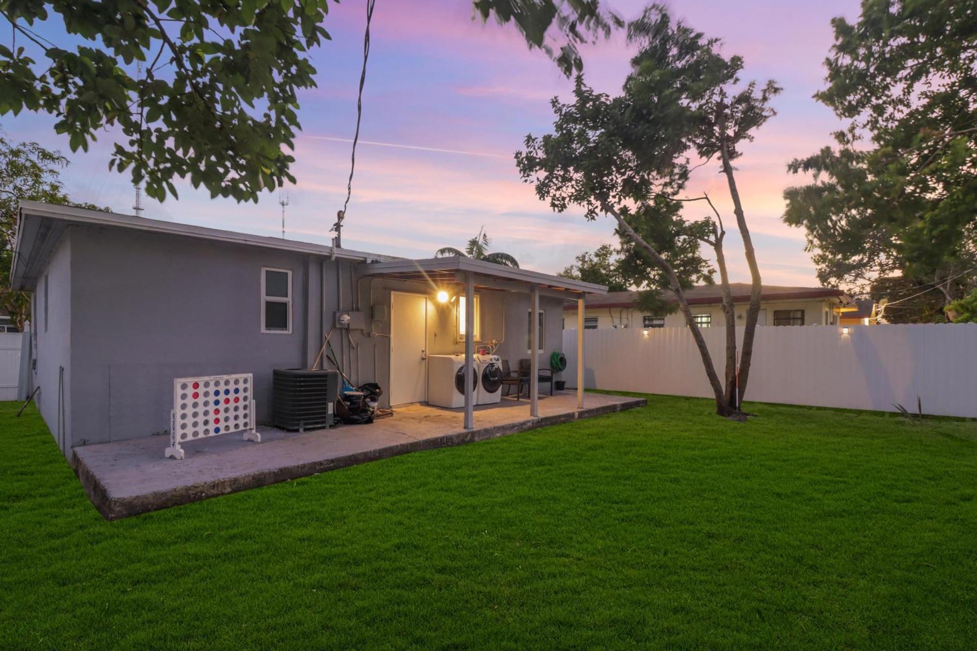Spacious And Luxurious Home Centrally Located Between Miami And Ft. Lauderdale 미라마 외부 사진